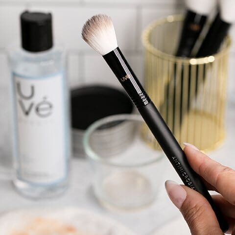 EASY - Instant Makeup Brush Cleaner with Conditioner UVé Beauty 